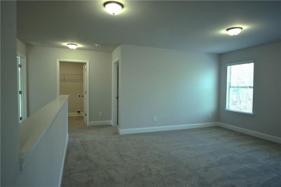 Spacious, unfurnished interior of a new home in , Braselton (Image 11). Spacious, unfurnished interior of a new home in , Braselton (Image 11).