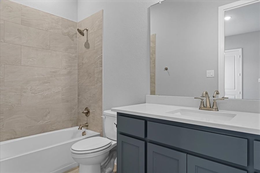 Furnished interior view inside a new home in Spring Valley Ranch, Paradise (Image 20).