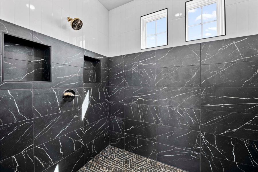 Close-up of interior finishes inside a home in King Oaks, Salado (Image 18).