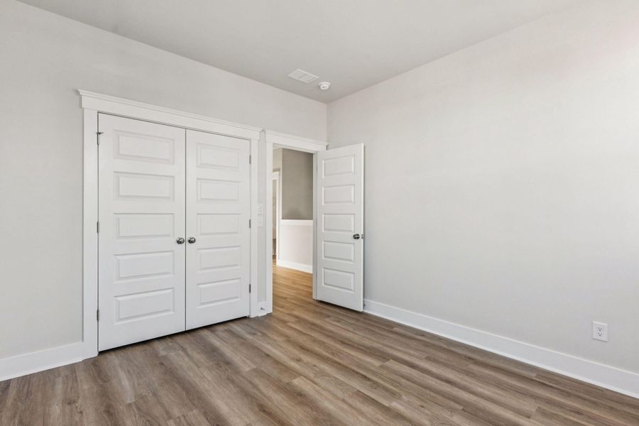 Spacious, unfurnished interior of a new home in Nexton, Summerville (Image 35).