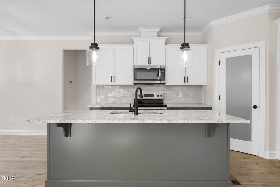 4948 Zebulon Road-12