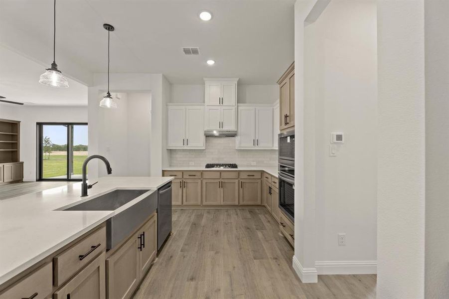 124 Evanston-Kitchen-3 124 Evanston-Kitchen-3