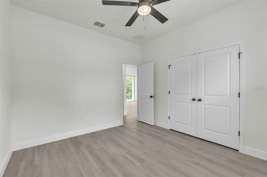 Spacious, unfurnished interior of a new home in , Fruitland Park (Image 16).