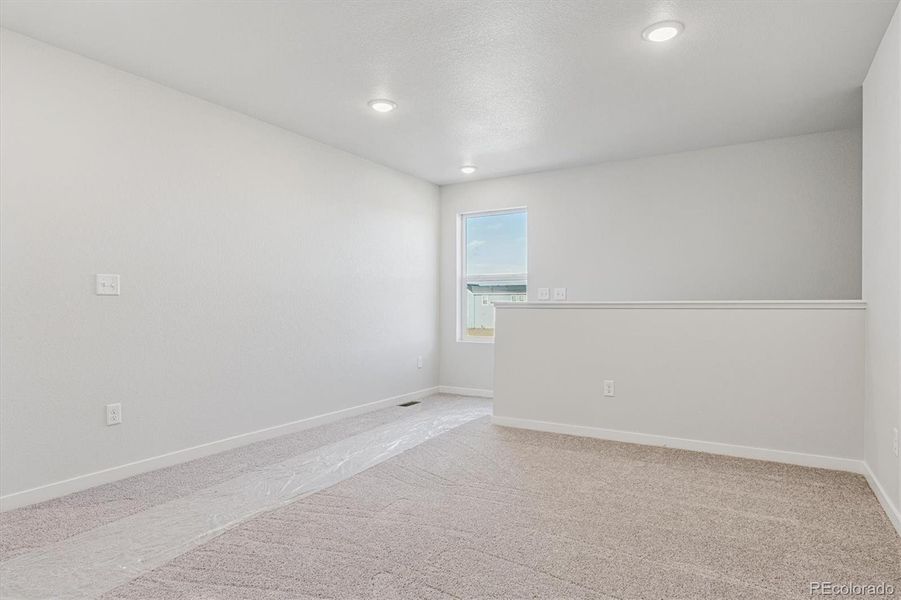 Spacious, unfurnished interior of a new home in Farmlore, Brighton (Image 23).