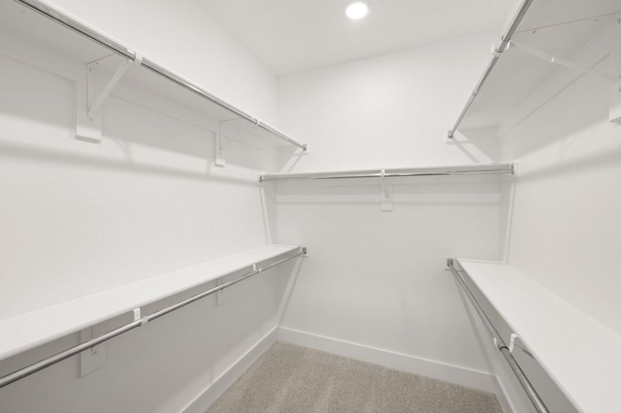 Spacious, unfurnished interior of a new home in Wildflower Ranch, Fort Worth (Image 21).