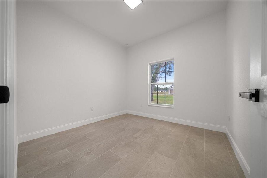 Spacious, unfurnished interior of a new home in , Dunnellon (Image 31). Spacious, unfurnished interior of a new home in , Dunnellon (Image 31).