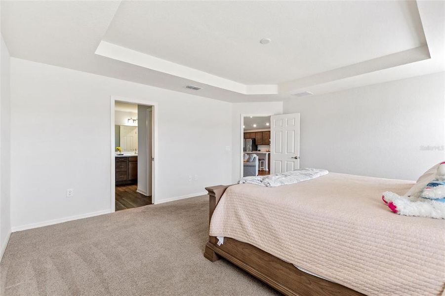 Furnished interior view inside a new home in , Winter Haven (Image 31).