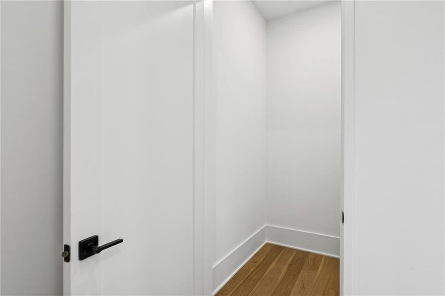 Spacious, unfurnished interior of a new home in , Atlanta (Image 26).