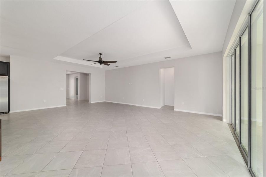 Spacious, unfurnished interior of a new home in Calesa Township, Ocala (Image 72).