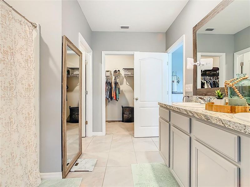 Furnished interior view inside a new home in Auburn Grove, Auburndale (Image 47). Furnished interior view inside a new home in Auburn Grove, Auburndale (Image 47).