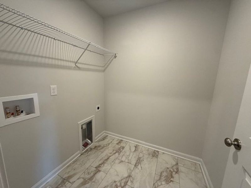 Spacious, unfurnished interior of a new home in Caroleton Townhomes, Grovetown (Image 22).