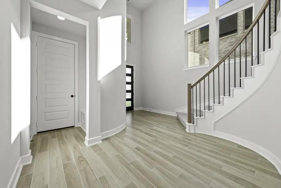 Representative image. Features, specifications, selections and colors may vary. Representative image. Features, specifications, selections and colors may vary.