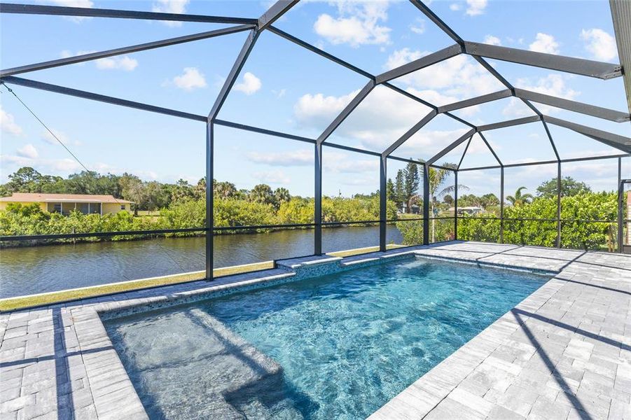 Exterior details and patio area of a home in , Port Charlotte (Image 20).