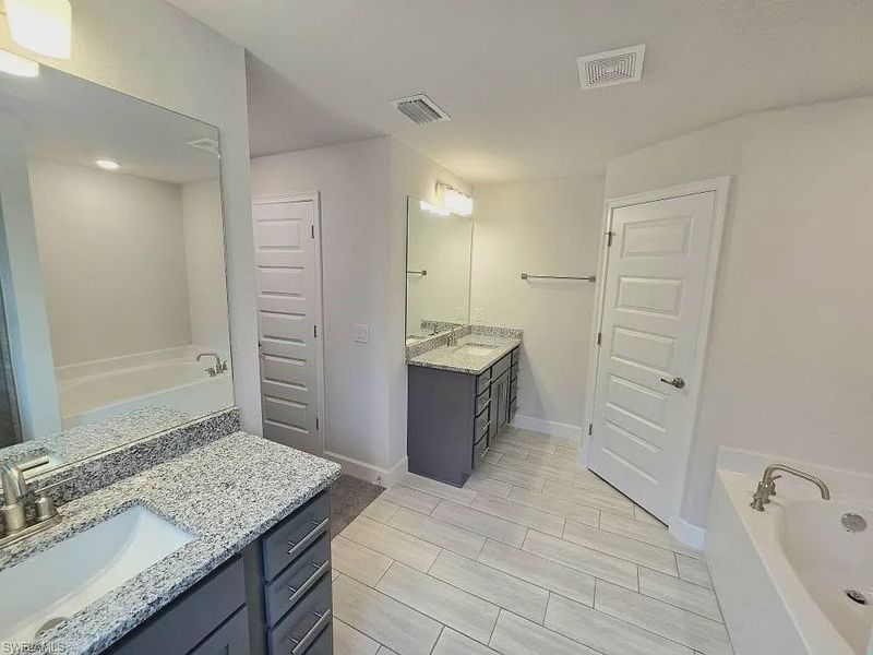 Furnished interior view inside a new home in Lehigh Acres, Lehigh Acres (Image 6).