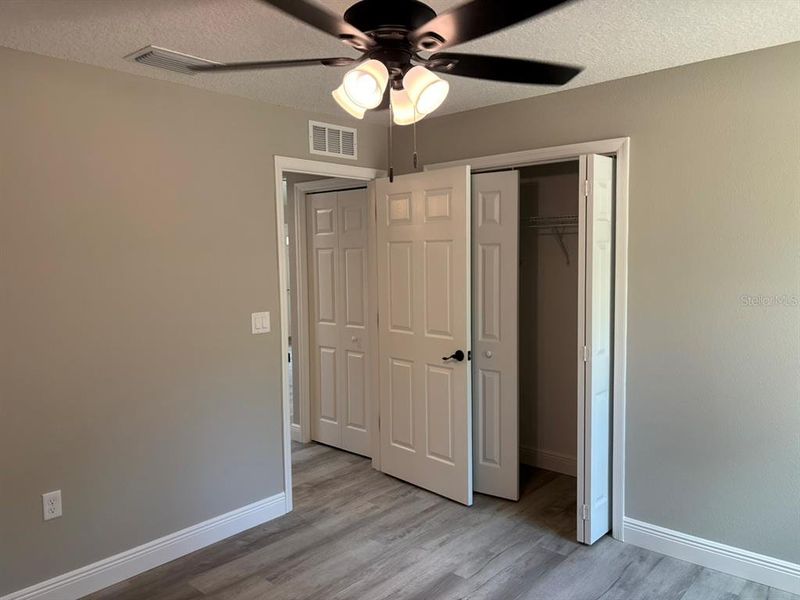 Spacious, unfurnished interior of a new home in , Dunnellon (Image 25).