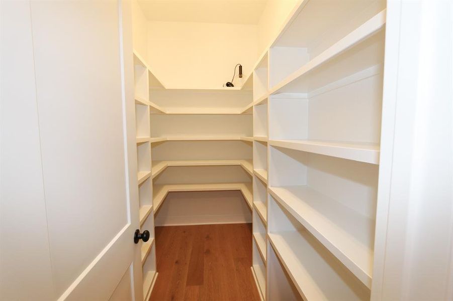 Spacious, unfurnished interior of a new home in , Tyler (Image 29).