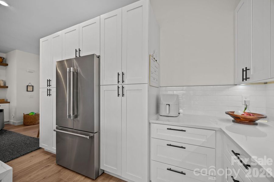 Furnished interior view inside a new home in , Arden (Image 13).