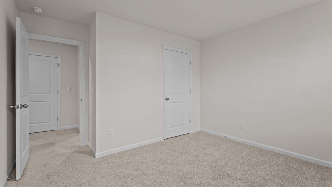 Spacious, unfurnished interior of a new home in Hobbs Farm, Ayden (Image 22).