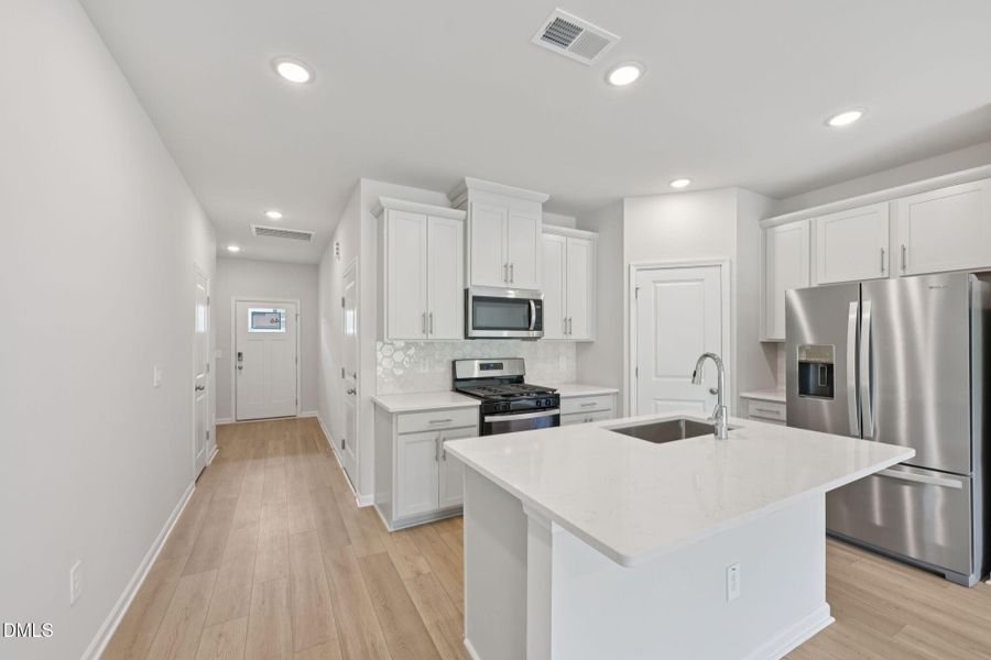 9 - Kitchen 9 - Kitchen