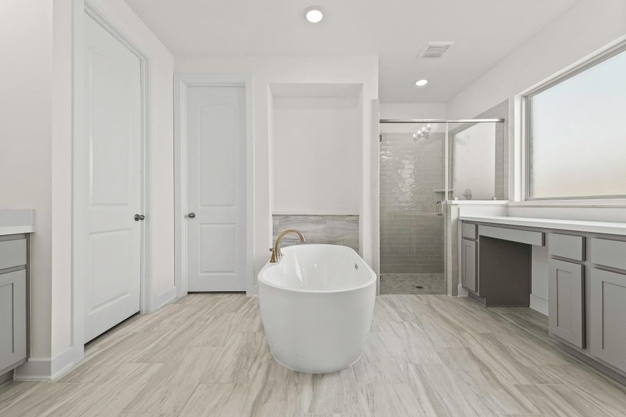 Representative image. Features, specifications, selections and colors may vary. Representative image. Features, specifications, selections and colors may vary.