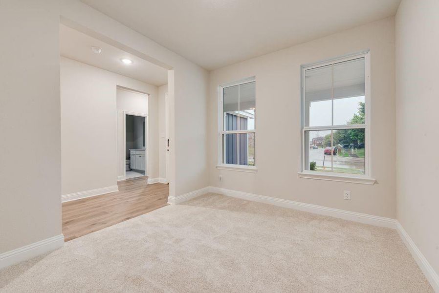 Spacious, unfurnished interior of a new home in Creekside of Crowley, Crowley (Image 18).