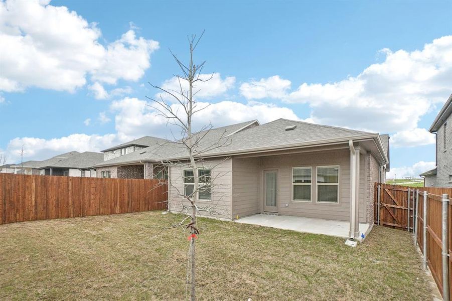 Exterior details and patio area of a home in Eastridge - Spring Series, McKinney (Image 3).