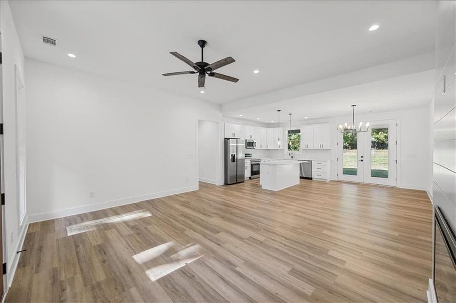 Spacious, unfurnished interior of a new home in , Taylorsville (Image 18).
