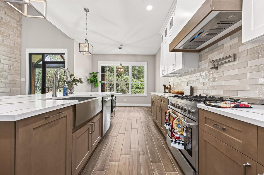 Furnished interior view inside a new home in , Plantersville (Image 5).