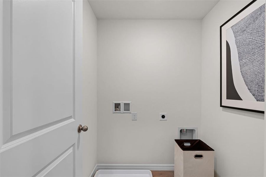 Furnished interior view inside a new home in Evergreen Park, Kissimmee (Image 11).