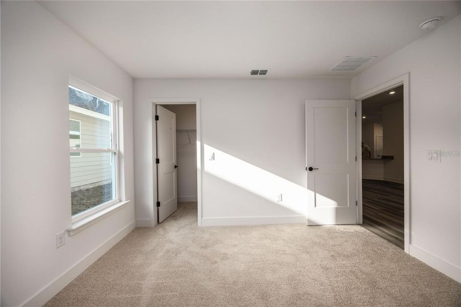 Spacious, unfurnished interior of a new home in The Preserve at Laurel Lake, Lake City (Image 14).