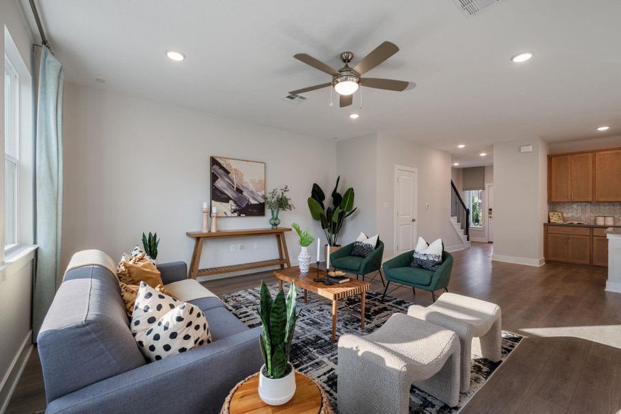 Furnished interior view inside a new home in Sarah's Creek, Pflugerville (Image 13). Furnished interior view inside a new home in Sarah's Creek, Pflugerville (Image 13).