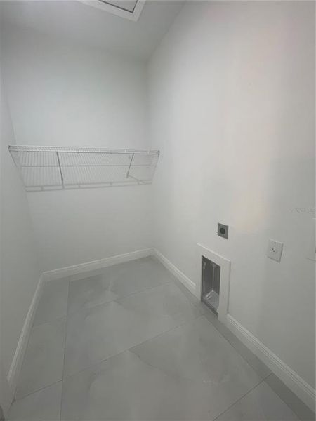 Spacious, unfurnished interior of a new home in , Tampa (Image 32). Spacious, unfurnished interior of a new home in , Tampa (Image 32).