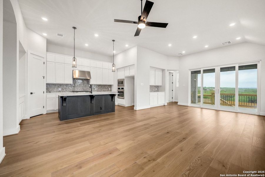 Spacious, unfurnished interior of a new home in Homestead, Schertz (Image 20). Spacious, unfurnished interior of a new home in Homestead, Schertz (Image 20).