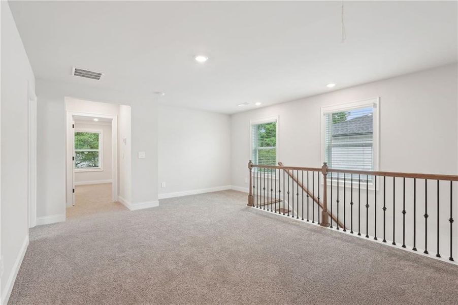 Spacious, unfurnished interior of a new home in Hemingway - Reserve Series, Cumming (Image 41).