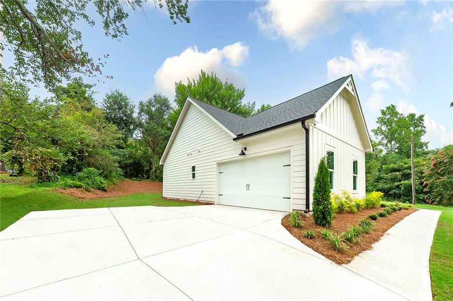Front exterior of a new home in , Dawsonville, GA, highlighting curb appeal (Image 2). Front exterior of a new home in , Dawsonville, GA, highlighting curb appeal (Image 2).
