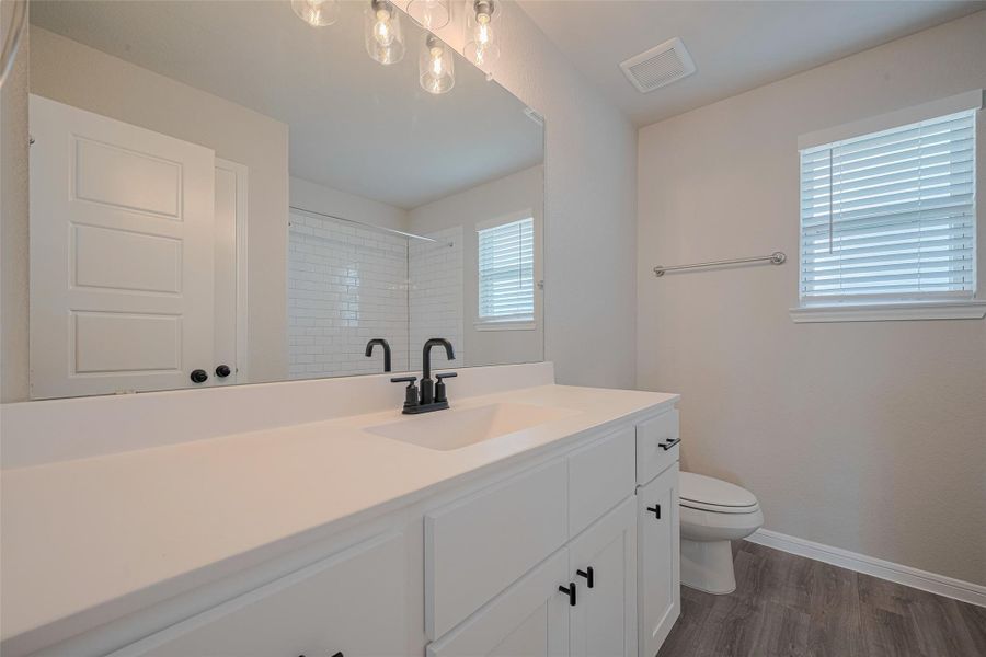 Furnished interior view inside a new home in La Segarra, Brookshire (Image 11).