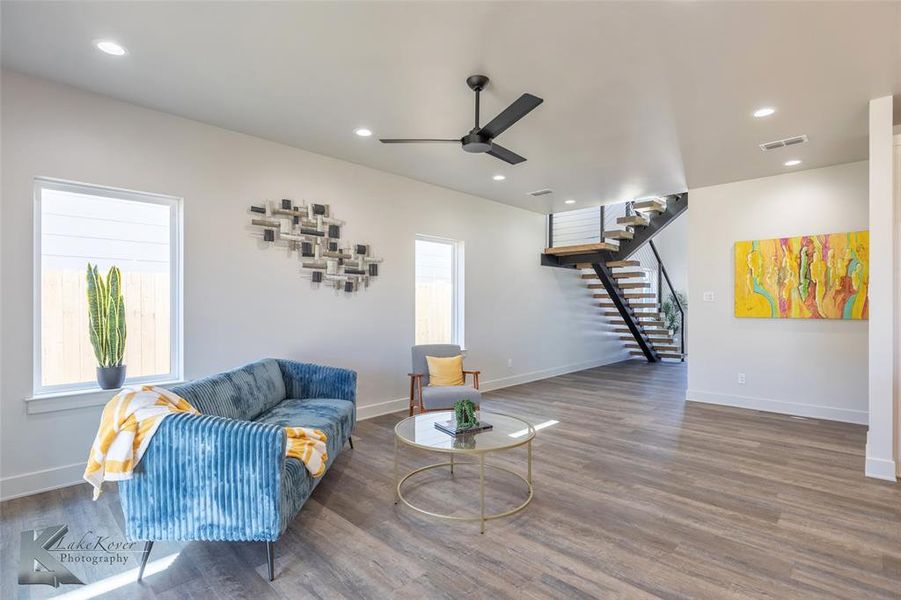 Furnished interior view inside a new home in , Abilene (Image 14).