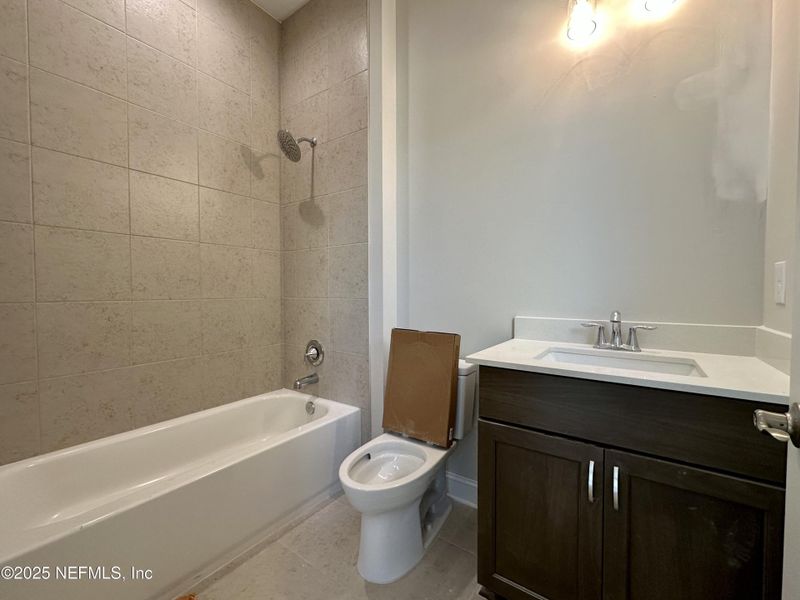 Furnished interior view inside a new home in SilverLeaf, St. Augustine (Image 8).