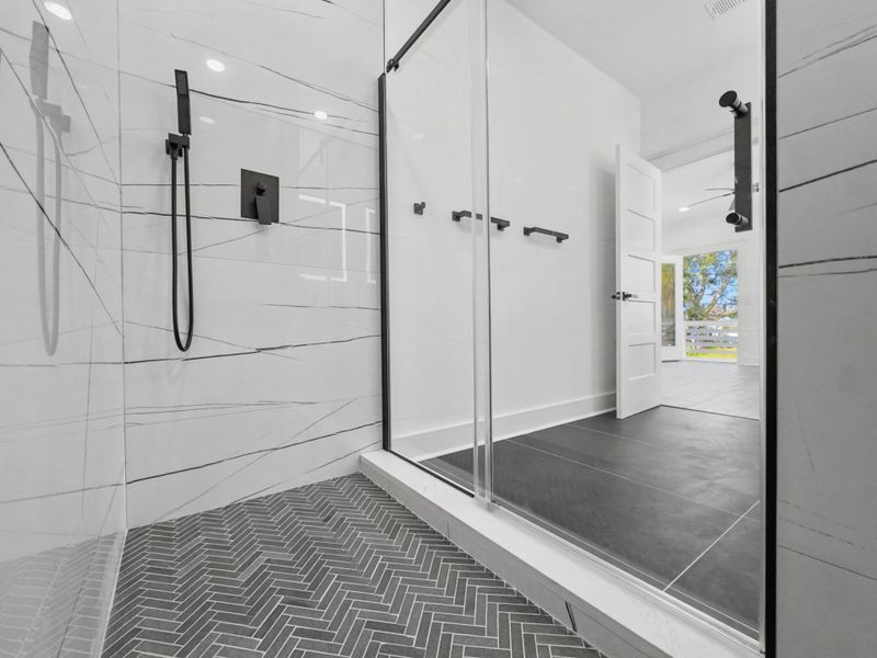 Image 23 of a home in .