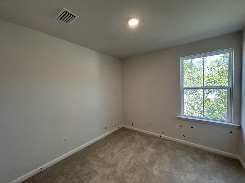 Spacious, unfurnished interior of a new home in , Summerville (Image 31).