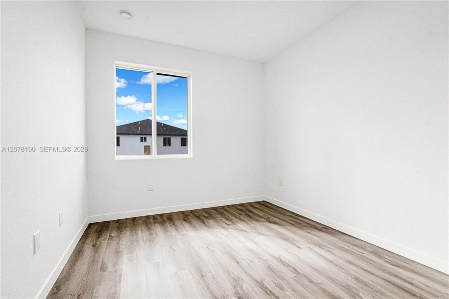 Spacious, unfurnished interior of a new home in , Miami (Image 58).