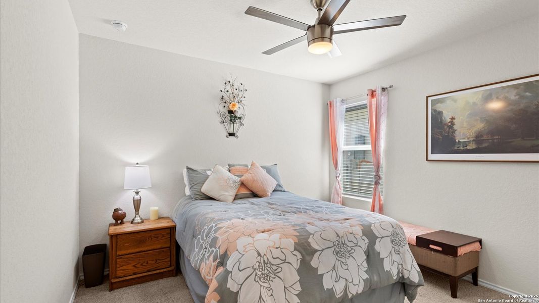 Furnished interior view inside a new home in Arroyo Ranch, Seguin (Image 8).