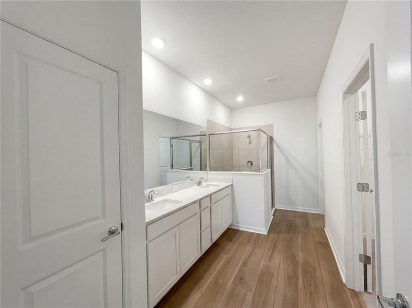 Furnished interior view inside a new home in Grand Park, Dunnellon (Image 7).