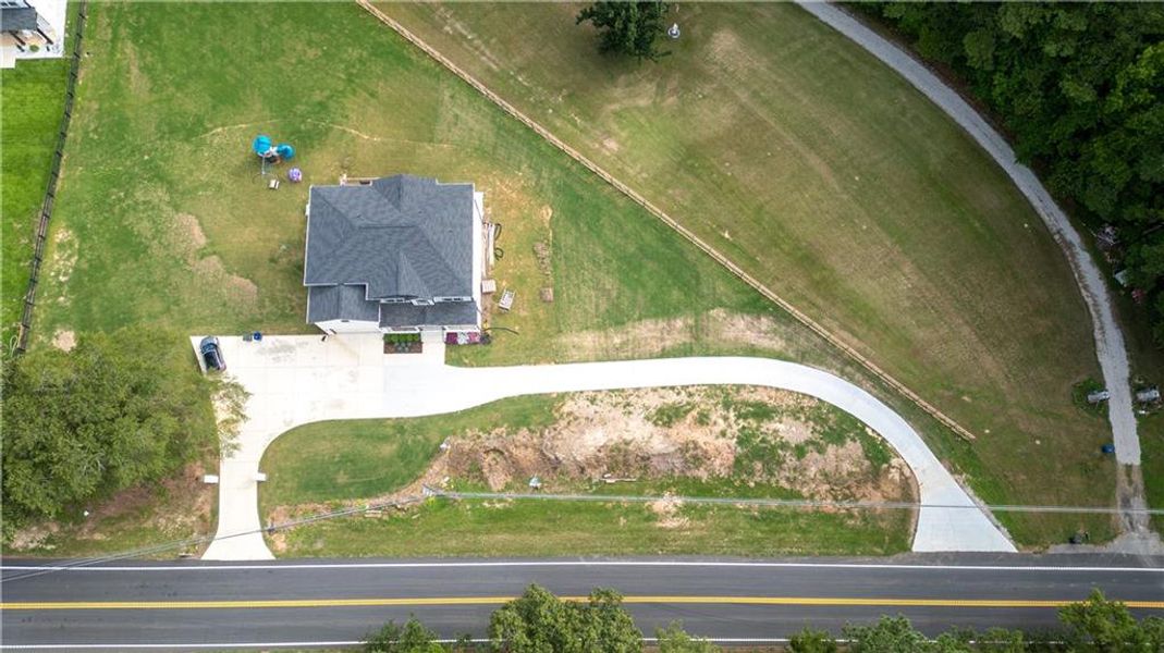 Image 28 of a home in .