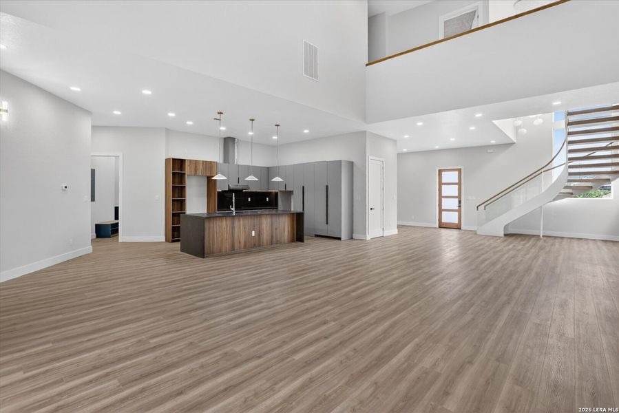 Spacious, unfurnished interior of a new home in , San Antonio (Image 40). Spacious, unfurnished interior of a new home in , San Antonio (Image 40).