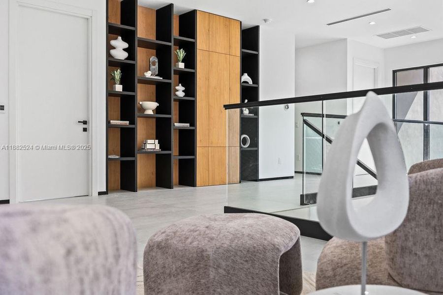 Furnished interior view inside a new home in , Fort Lauderdale (Image 9).