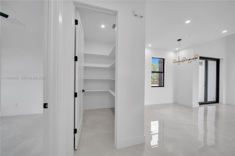 Spacious, unfurnished interior of a new home in , Lehigh Acres (Image 34).