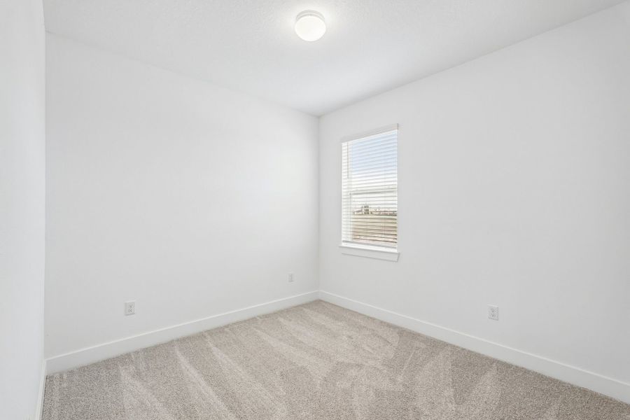 Spacious, unfurnished interior of a new home in Seaire, Parrish (Image 20).