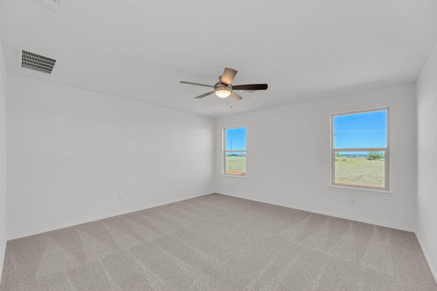 Spacious, unfurnished interior of a new home in Salerno - Heritage Collection, Round Rock (Image 27).