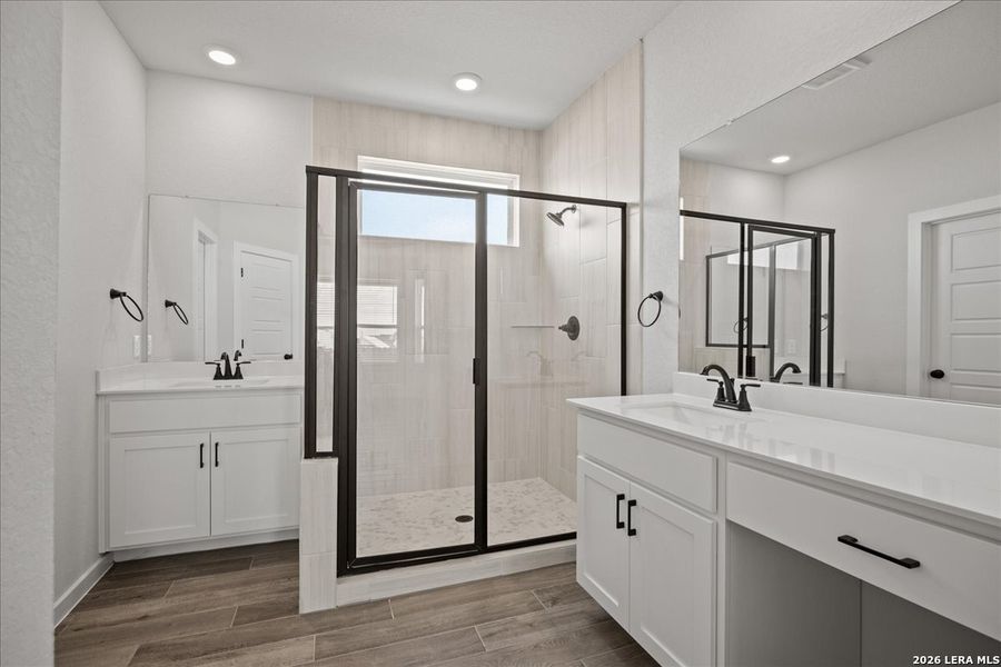 Furnished interior view inside a new home in Meyer Ranch, New Braunfels (Image 6). Furnished interior view inside a new home in Meyer Ranch, New Braunfels (Image 6).